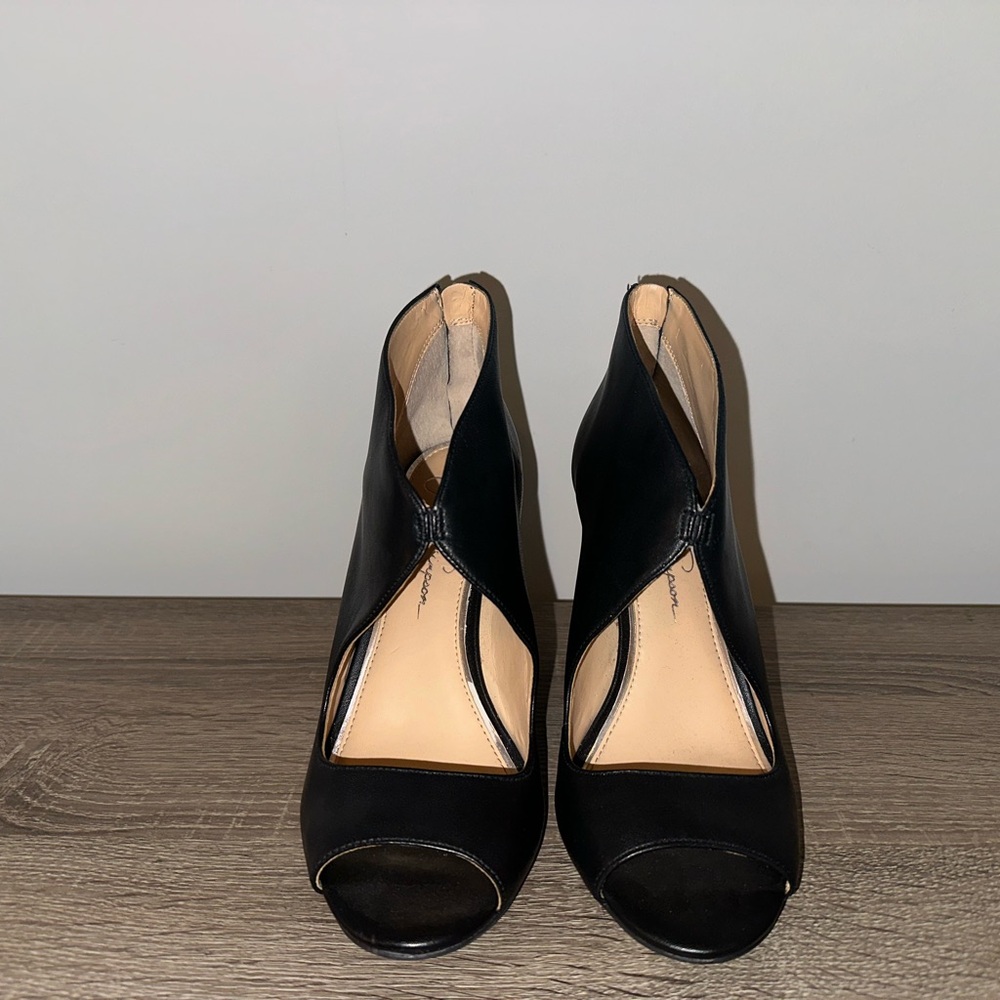 Jessica Simpson Black Peep-Toe Heels